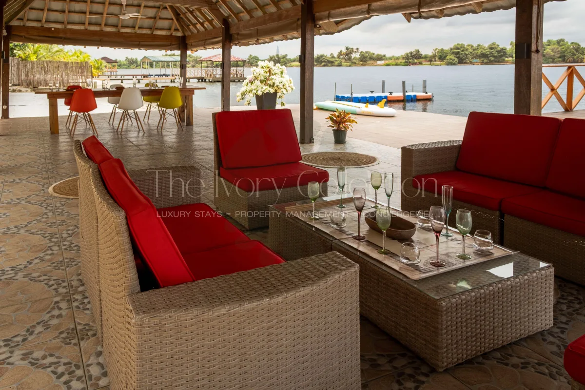 Villa Cala Boulay - Apatam bord de lagune